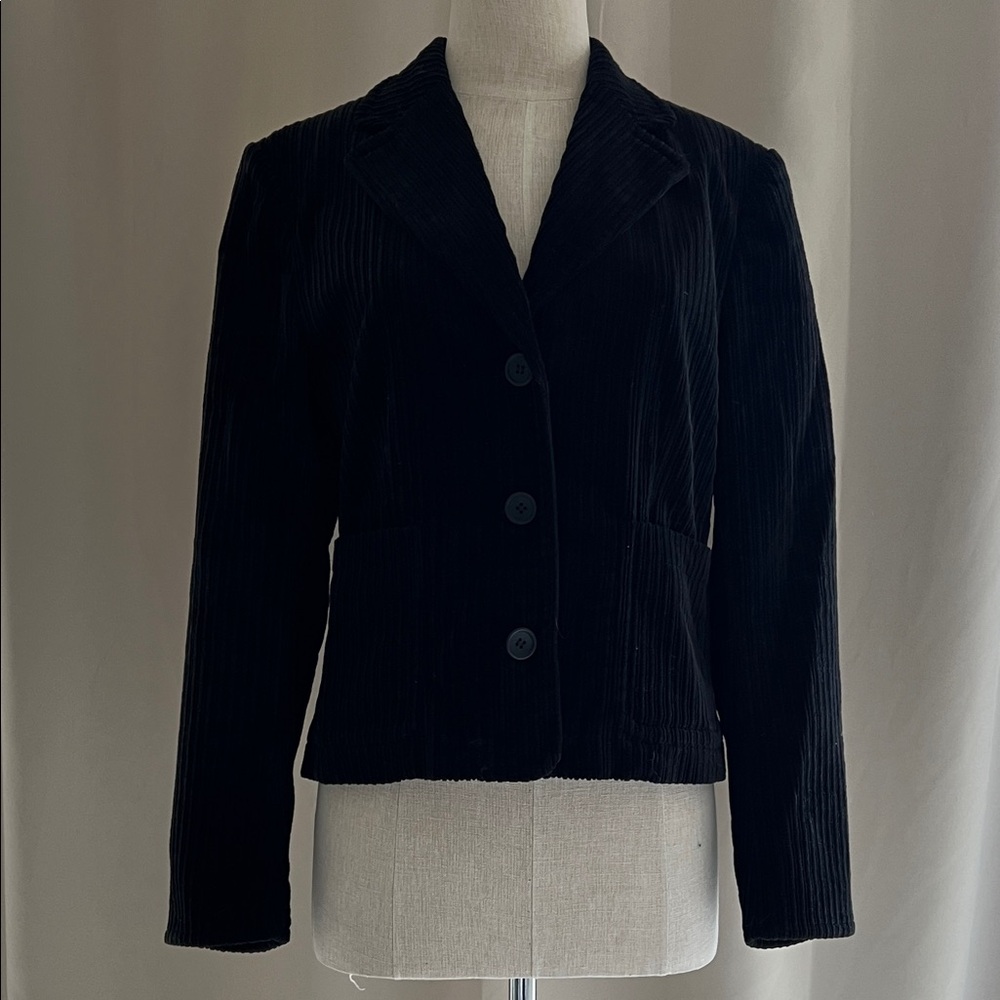 EUC Vintage Jones NY corduroy blazer size 8 - more like today’s size 4-6!